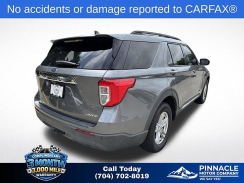 Used 2022 Ford Explorer XLT w/ Class IV Trailer Tow Package AWD/4WD image 4