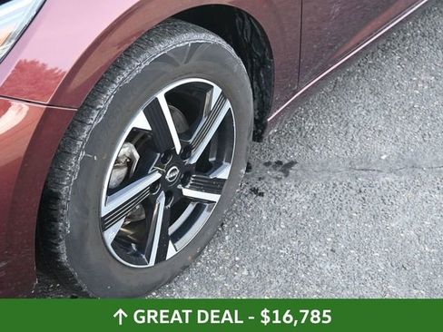 Used 2024 Nissan Sentra SV image 17