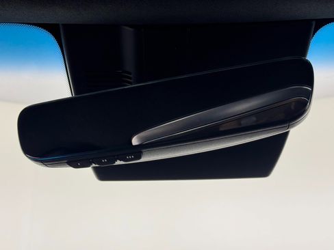 Used 2025 Genesis GV70 3.5T Sport w/ Sport Advanced Package image 38