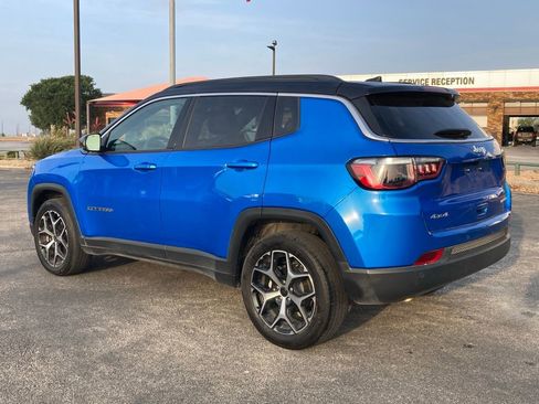 Used 2025 Jeep Compass Limited AWD/4WD image 7