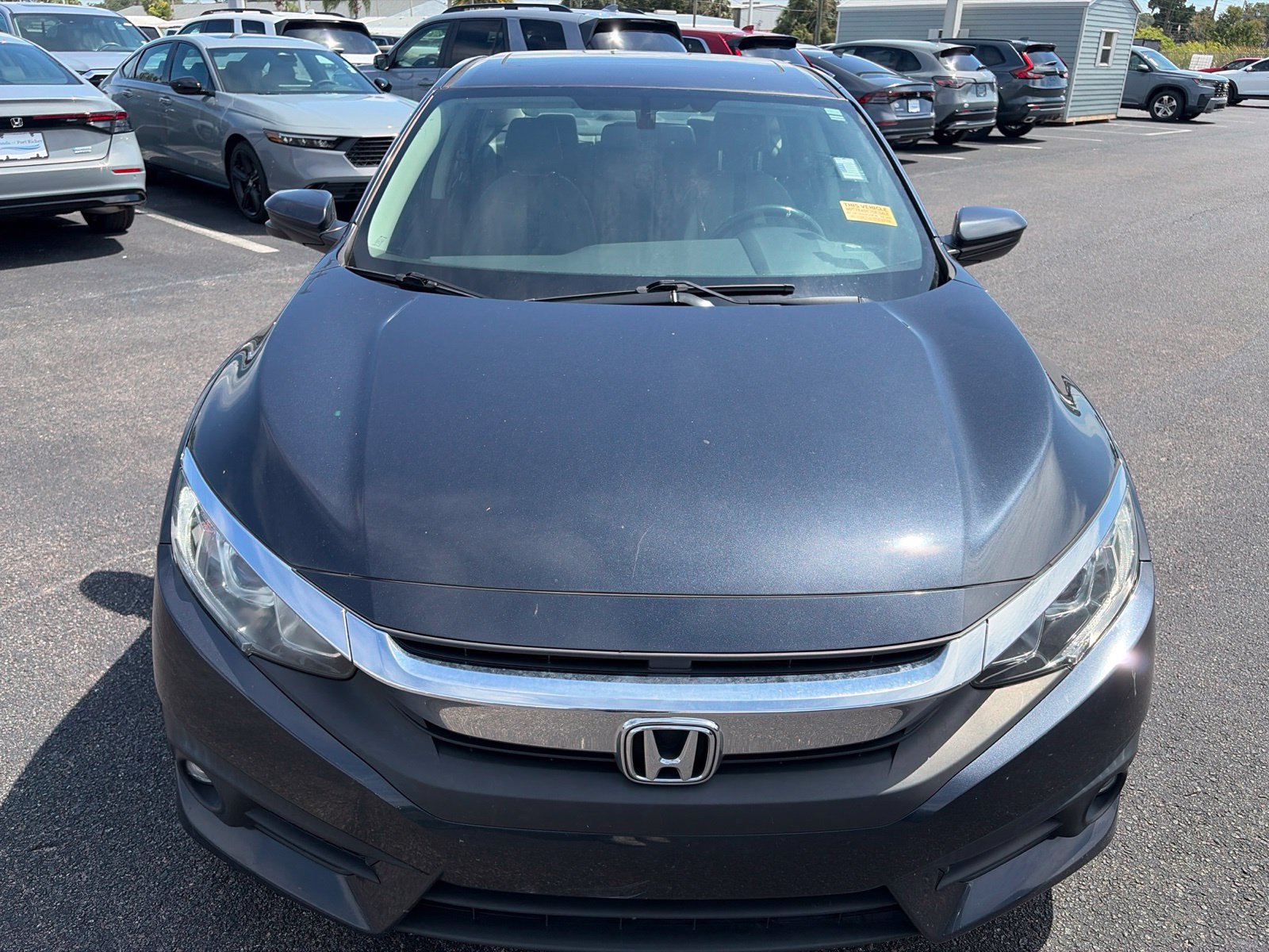 Used 2018 Honda Civic EX-L image 2