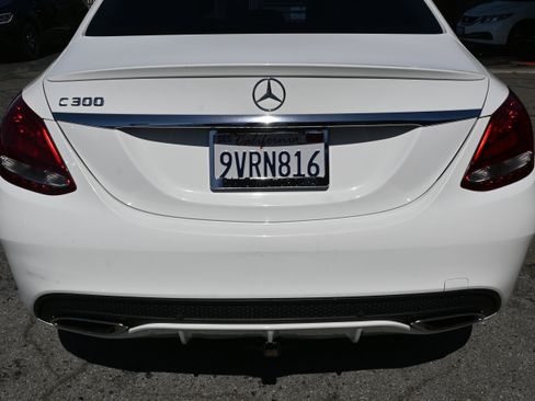 Used 2016 Mercedes-Benz C 300 Sedan image 19