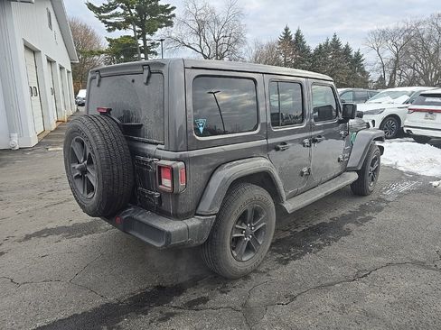 Used 2021 Jeep Wrangler Unlimited Sahara w/ Cold Weather Group image 5