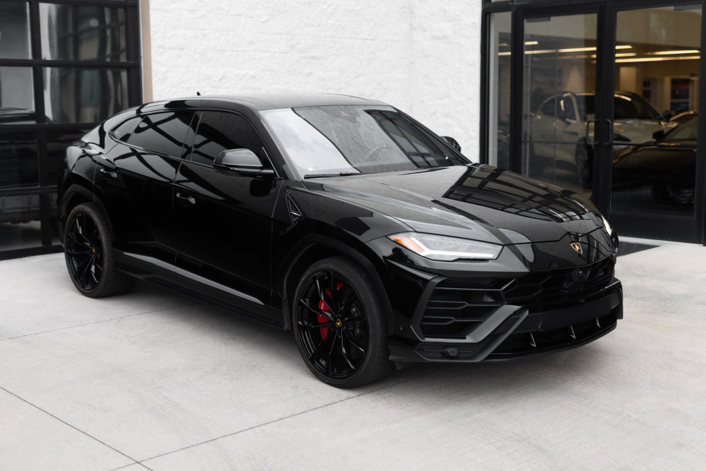 Used 2021 Lamborghini Urus AWD/4WD image 2