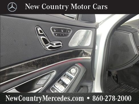 Used 2018 Mercedes-Benz S 560 4MATIC Sedan image 20