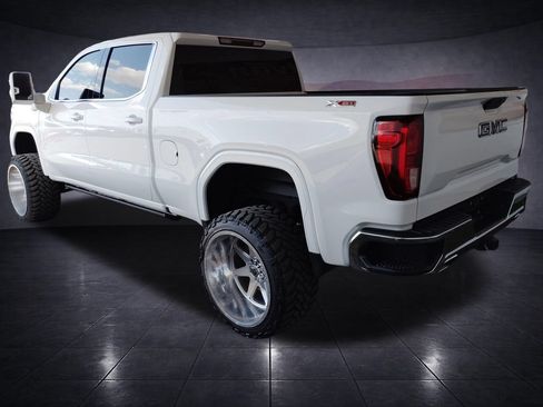 Used 2019 GMC Sierra 1500 SLE w/ Fleet Comfort Package AWD/4WD image 3