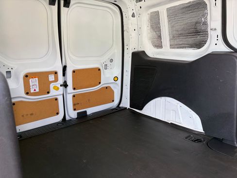 Used 2018 Ford Transit Connect XLT FWD image 36