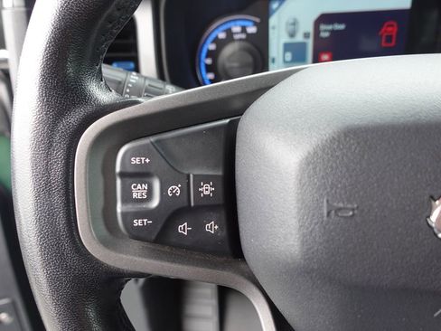 Used 2022 Ford Bronco Black Diamond AWD/4WD image 14