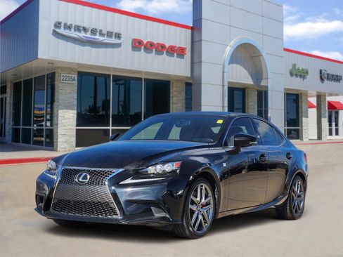 Used 2016 Lexus IS 350 AWD image 2