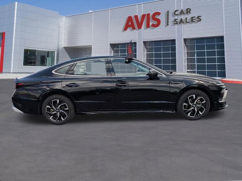 Used 2025 Hyundai Sonata SEL FWD image 5