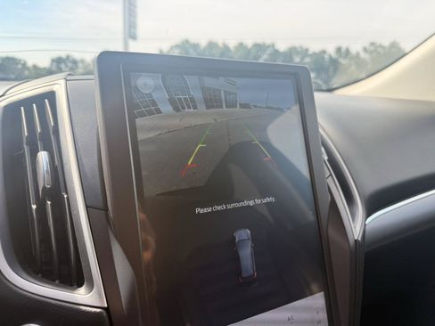 Used 2021 Ford Edge SEL FWD image 21