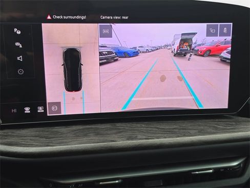 Used 2025 Audi Q5 Premium w/ Convenience Package image 26