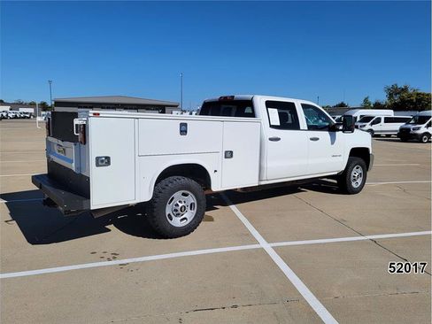 Used 2019 Chevrolet Silverado 2500 W/T w/ WT Convenience Package image 2