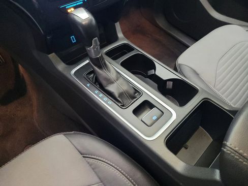 Used 2017 Ford Escape SE w/ Equipment Group 201A FWD image 26