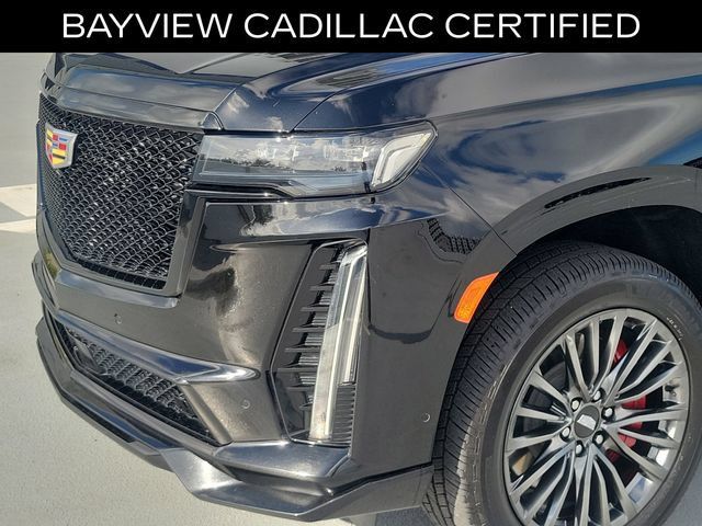 Used 2023 Cadillac Escalade ESV V AWD/4WD image 10