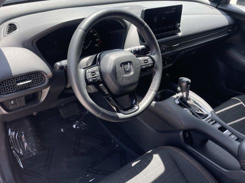 Certified 2024 Honda HR-V Sport image 2