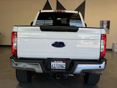 Used 2019 Ford F250 XLT w/ XLT Value Package AWD/4WD image 5