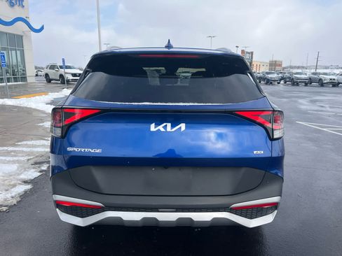 Used 2024 Kia Sportage EX image 15