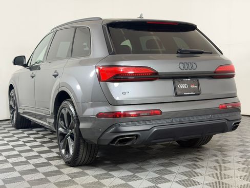 Used 2025 Audi Q7 3.0T Premium Plus AWD/4WD image 3