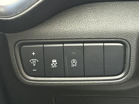 Used 2023 Kia Soul LX w/ Option Group 015 FWD image 26