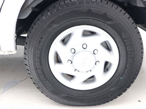 Used 2024 Ford E-350 and Econoline 350 Super Duty w/ Power Windows & Locks Group RWD image 33