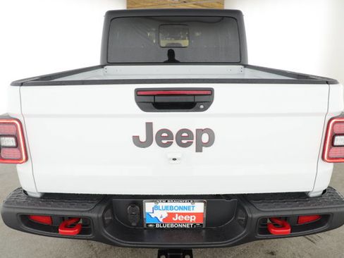 New 2026 Jeep Gladiator Rubicon w/ Steel Power Dome Hood Package image 4