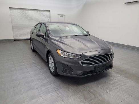 Used 2019 Ford Fusion S image 13