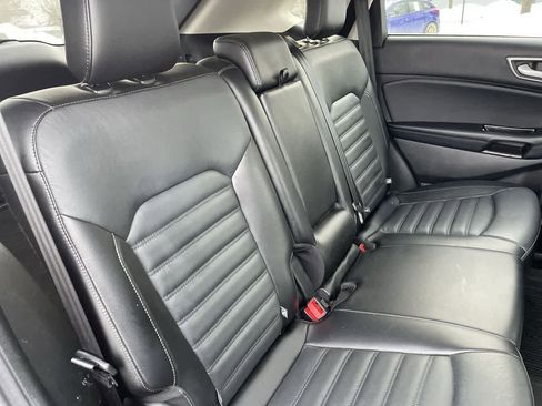 Used 2018 Ford Edge SEL w/ Equipment Group 201A image 15