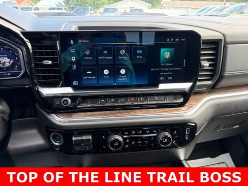 Certified 2025 Chevrolet Silverado 1500 LT Trail Boss w/ Convenience Package II AWD/4WD image 22