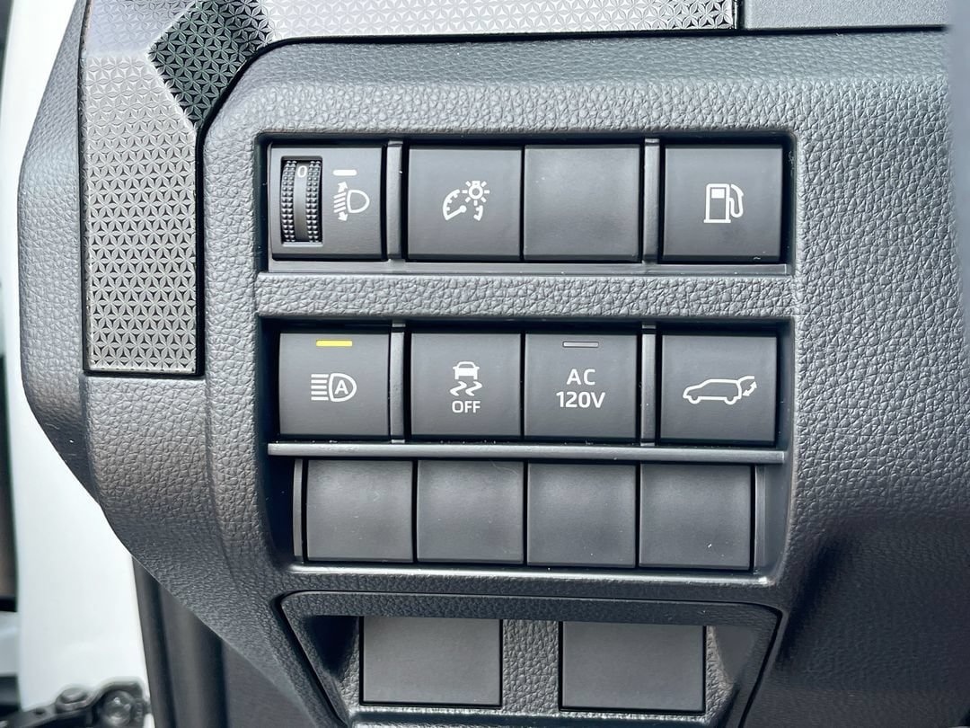 Used 2026 Toyota 4Runner Limited AWD/4WD image 22