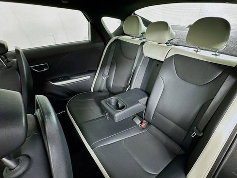 New 2025 Kia K4 GT-Line w/ GT-Line Premium Package image 29