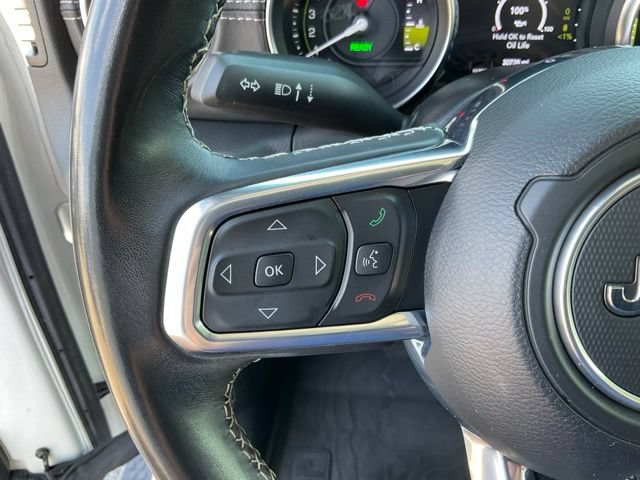 Used 2022 Jeep Wrangler Unlimited Sahara AWD/4WD image 9