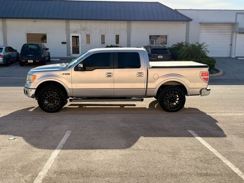 Used 2013 Ford F150 Lariat w/ Mid Equipment Group RWD image 3
