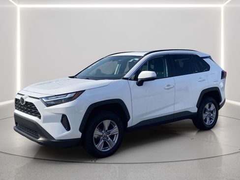 Used 2023 Toyota RAV4 XLE w/ Convenience Package FWD image 1