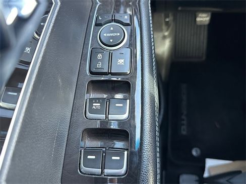 Used 2017 Kia Sorento LX w/ LX V6 Convenience Package image 17