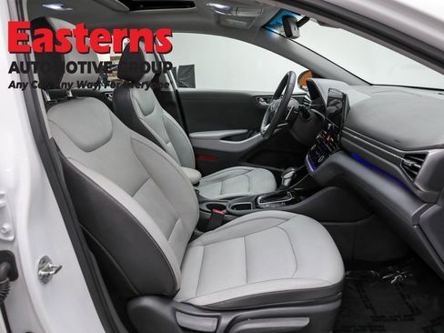 Used 2022 Hyundai Ioniq Limited image 25