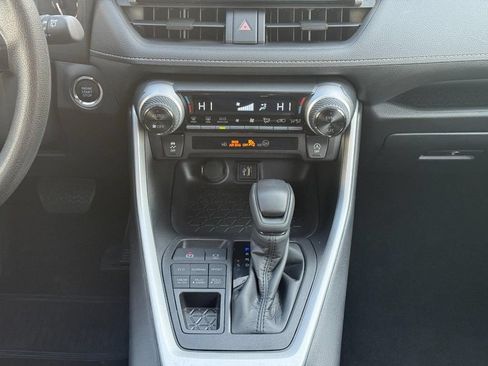 Certified 2025 Toyota RAV4 XLE AWD/4WD image 21