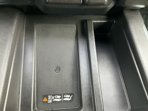 Used 2019 GMC Sierra 1500 AT4 w/ AT4 Premium Package image 29