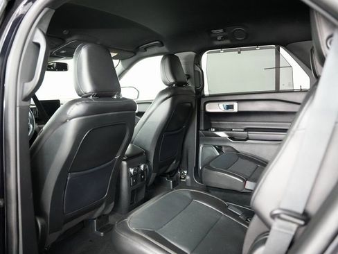Used 2020 Ford Explorer Limited image 39
