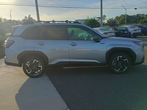 New 2026 Subaru Forester Touring AWD/4WD image 4
