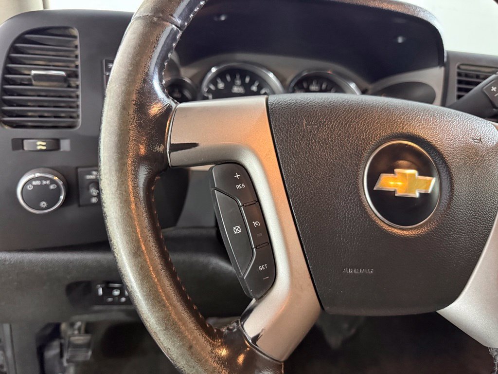Used 2013 Chevrolet Silverado 3500 LT w/ Interior Plus Package AWD/4WD image 13