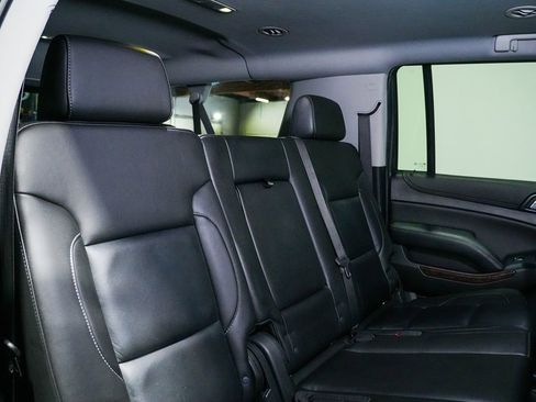 Used 2019 Chevrolet Suburban LT AWD/4WD image 29