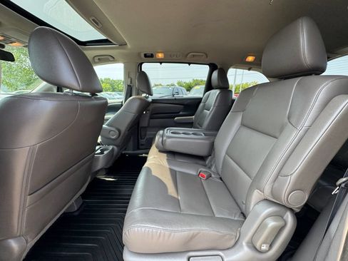 Used 2016 Honda Odyssey EX-L image 38