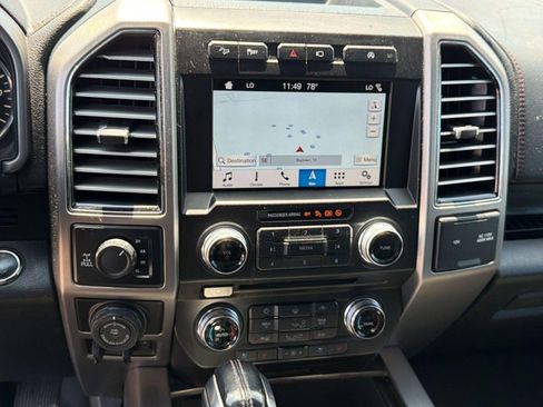 Used 2018 Ford F150 Platinum w/ Equipment Group 701A Luxury AWD/4WD image 26
