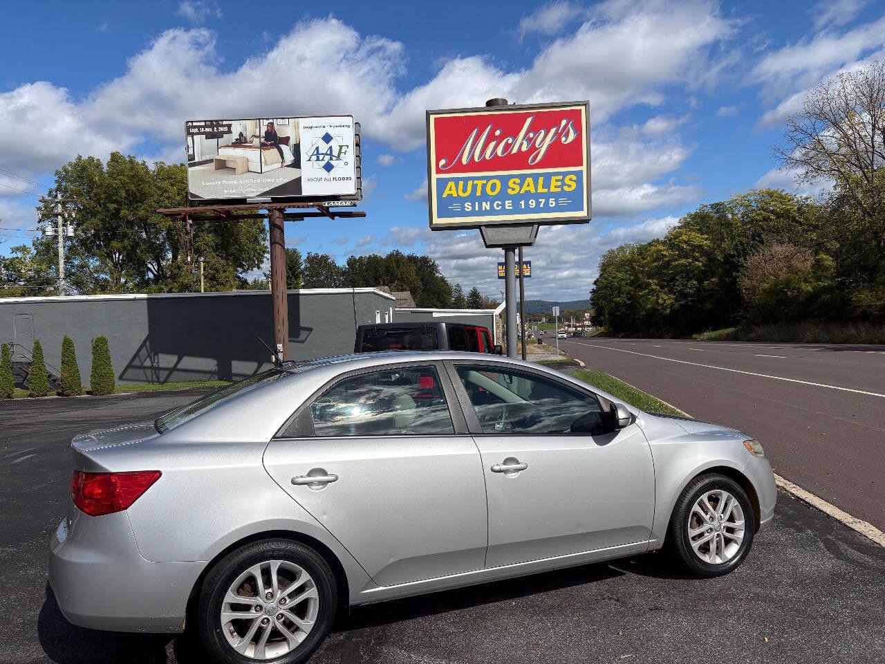 Used 2012 Kia Forte EX w/ Premium Pkg FWD image 1