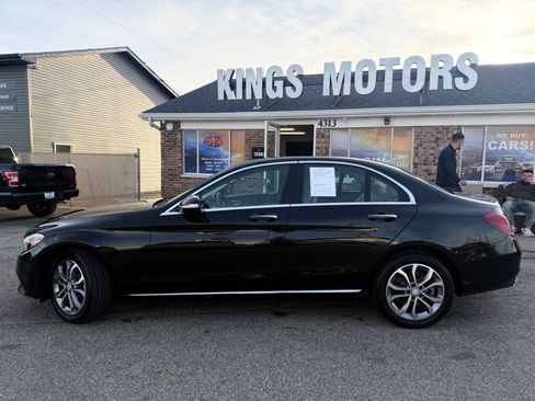 Used 2015 Mercedes-Benz C 300 4MATIC Sedan image 2