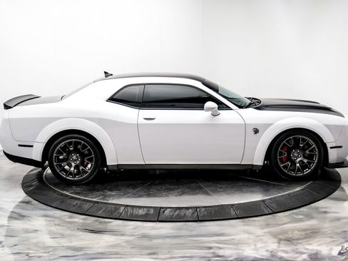 Used 2021 Dodge Challenger SRT Hellcat Redeye image 24