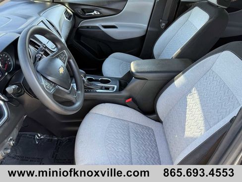Used 2022 Chevrolet Equinox LS w/ LS Convenience Package image 10