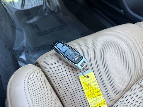 Used 2019 Audi A8 L 3.0T w/ Luxury Package image 29