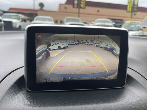 Used 2015 MAZDA MAZDA3 i Touring image 23